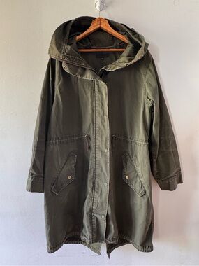 Uniqlo Lightweight Jacket, size Large, hood, military army green classic casual